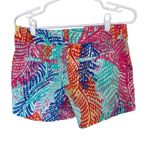 Lilly Pulitzer The Callahan Short Size 2 Multicolor Tropical Print 100% Cotton - Picture 2 of 7